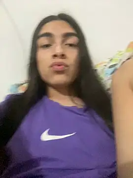Snapshot of valendoll chatting on 03-16-25, 02:43 valendoll online show from 03-16-25, 02:43