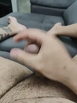 Snapshot of pete_97 chatting on 03-08-25, 11:28 pete 97 online show from 03-08-25, 11:28