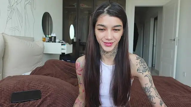 vinkitinkii online show from 10-19-25, 07:09