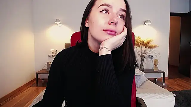 Snapshot of DiJiRay chatting on 12-18-24, 07:04 DiJiRay online show from 12-18-24, 07:04