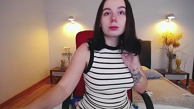 Snapshot of DiJiRay chatting on 01-07-25, 06:38 DiJiRay online show from 01-07-25, 06:38