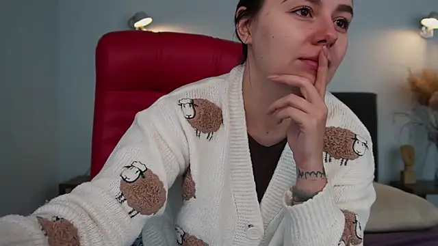 Snapshot of DiJiRay chatting on 03-04-25, 06:37 DiJiRay online show from 03-04-25, 06:37