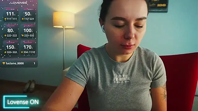 Snapshot of DiJiRay chatting on 03-20-25, 10:54 DiJiRay online show from 03-20-25, 10:54