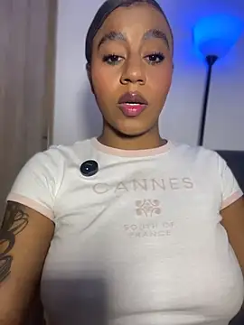 charlotteeruss online show from 06-28-26, 05:41