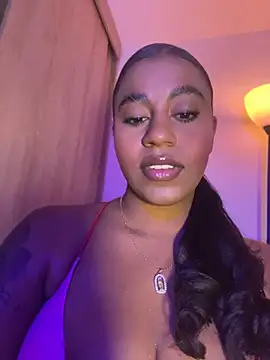 charlotteeruss online show from 07-19-26, 03:38