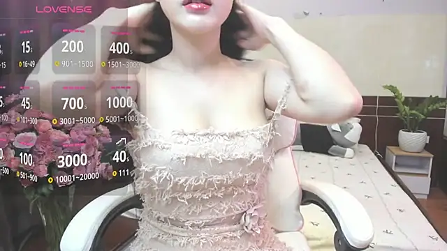 Mimini- online show from 11-08-25, 04:12