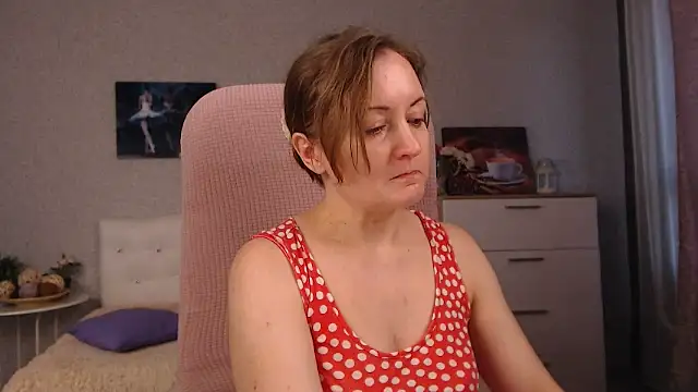 Snapshot of BettyFootFetish chatting on 11-15-25, 10:01 BettyFootFetish online show from 11-15-25, 10:01