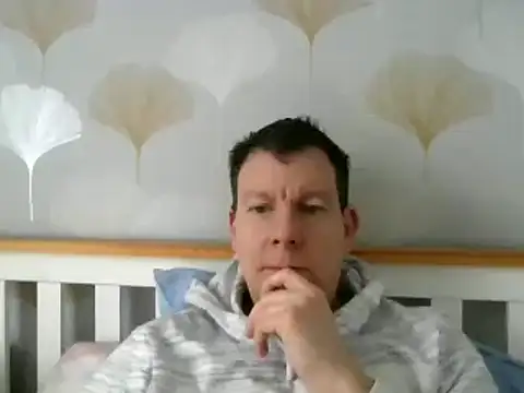 Snapshot of calibersmith chatting on 02-27-25, 09:43 calibersmith online show from 02-27-25, 09:43