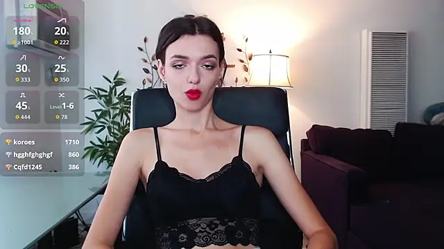 Snapshot of olivia_jeas chatting on 07-27-26, 08:05 olivia jeas online show from 07-27-26, 08:05