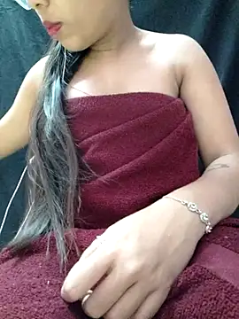 Snapshot of Roshni_98 chatting on 06-21-26, 04:31 Roshni 98 online show from 06-21-26, 04:31