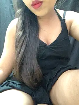 Snapshot of Roshni_98 chatting on 06-29-26, 01:00 Roshni 98 online show from 06-29-26, 01:00