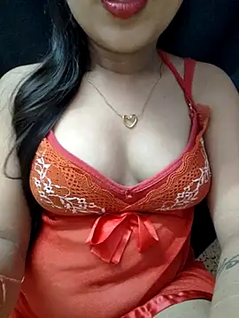 Snapshot of Roshni_98 chatting on 07-21-26, 05:37 Roshni 98 online show from 07-21-26, 05:37