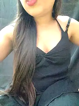 Snapshot of Roshni_98 chatting on 07-28-26, 04:39 Roshni 98 online show from 07-28-26, 04:39