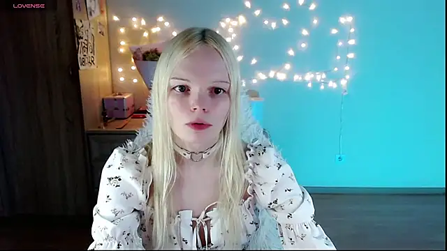 Emily Nyaffee online show from 03-10-25, 12:26