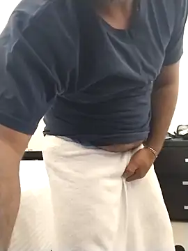 Snapshot of Renooo04 chatting on 02-22-26, 01:51 Renooo04 online show from 02-22-26, 01:51