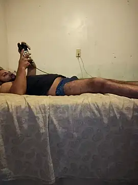 Snapshot of Renooo04 chatting on 03-20-26, 05:18 Renooo04 online show from 03-20-26, 05:18