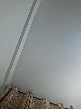 Snapshot of hornycreamybabe chatting on 10-05-25, 09:13 hornycreamybabe online show from 10-05-25, 09:13