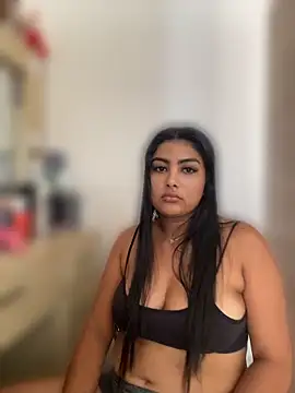 NatashaBrown12 online show from 05-07-26, 07:19