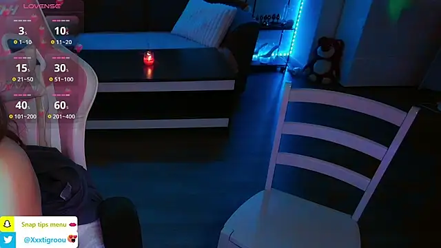 PetiteAngel666 online show from 02-22-25, 07:23