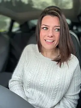 Snapshot of LadyLena1 chatting on 01-30-25, 06:54 LadyLena1 online show from 01-30-25, 06:54