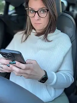 LadyLena1 online show from 09-15-25, 03:45