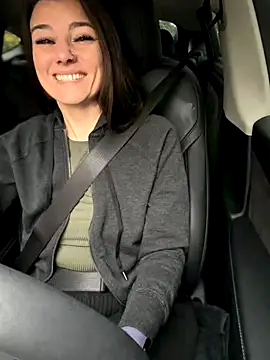 LadyLena1 online show from 10-26-25, 04:13