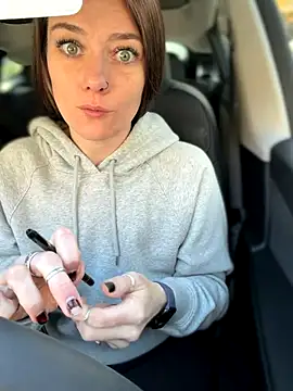 LadyLena1 online show from 10-29-25, 06:09