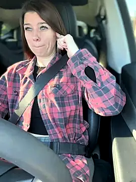 LadyLena1 online show from 11-30-25, 06:12