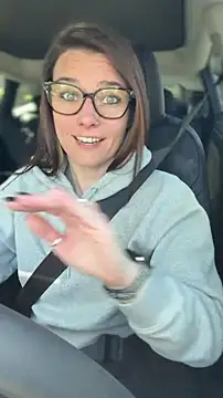 LadyLena1 online show from 04-26-26, 06:27