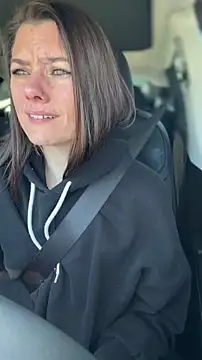 LadyLena1 online show from 04-29-26, 06:14