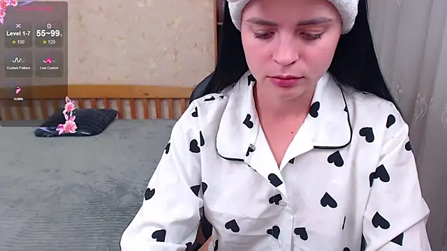 JuicyJess online show from 09-13-25, 07:57