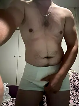 Snapshot of Soylu95 chatting on 11-15-25, 12:08 Soylu95 online show from 11-15-25, 12:08