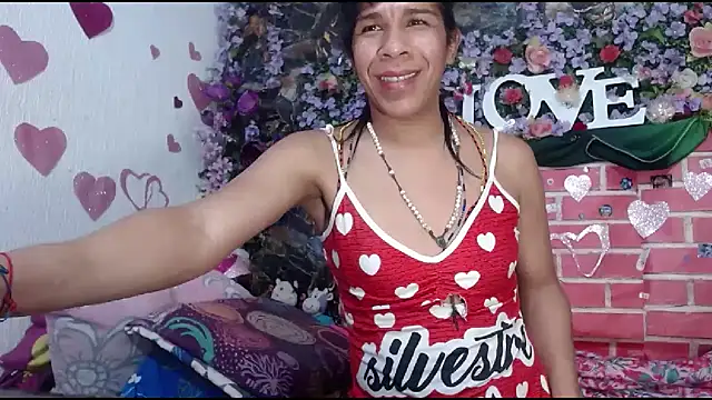 Snapshot of DesireDirtyTS__ chatting on 05-03-26, 11:27 DesireDirtyTS online show from 05-03-26, 11:27