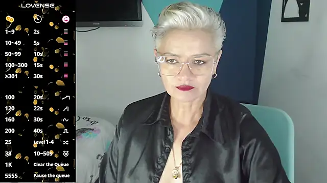 scarlett paris22 online show from 03-19-25, 12:15