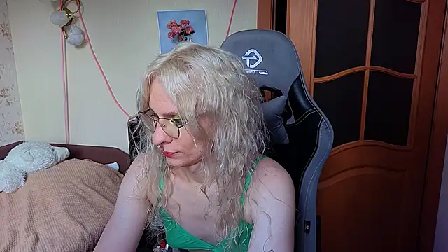 Lori Myaf online show from 07-28-26, 02:24