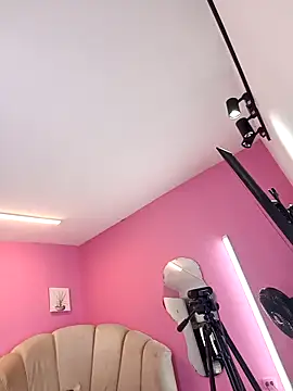 Shanelle   online show from 11-12-25, 01:44