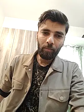 18 couple sex online show from 06-14-26, 07:21