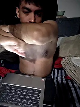 Snapshot of parker321516 chatting on 04-06-26, 01:58 parker321516 online show from 04-06-26, 01:58