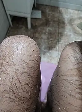 Snapshot of surfer_fun29 chatting on 12-10-24, 03:30 surfer fun29 online show from 12-10-24, 03:30