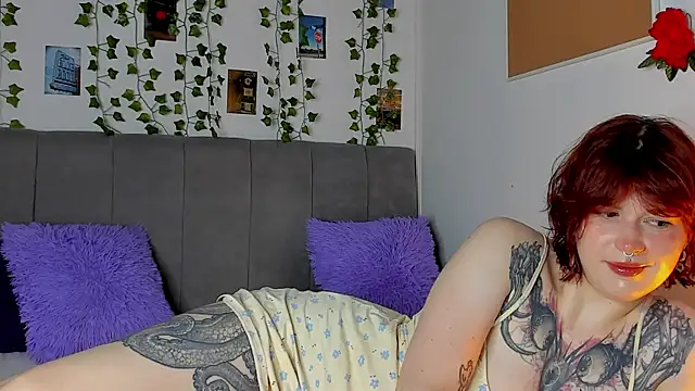 Snapshot of miss_Lizzy chatting on 07-15-26, 01:11 miss Lizzy online show from 07-15-26, 01:11