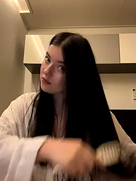 Angela Fosterr online show from 09-30-25, 05:18