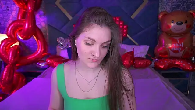 EmmyCharmm online show from 02-17-26, 07:05