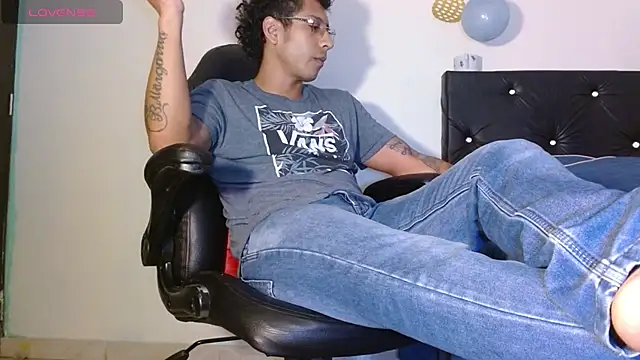 FuckHardlove online show from 12-03-24, 02:16