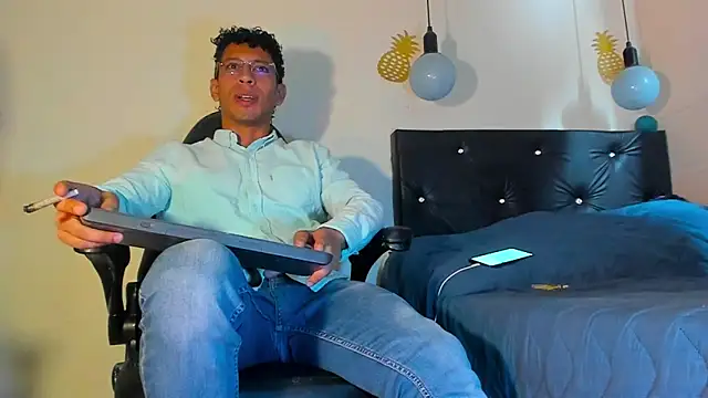 FuckHardlove online show from 12-30-24, 02:51