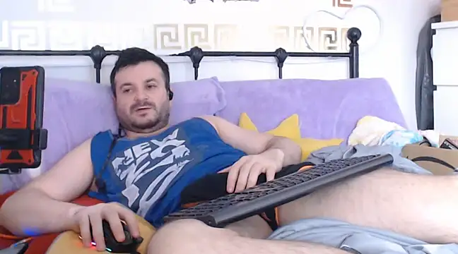 Snapshot of erotico69xxx chatting on 01-17-25, 11:27 erotico69xxx online show from 01-17-25, 11:27