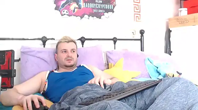 Snapshot of erotico69xxx chatting on 03-22-25, 01:30 erotico69xxx online show from 03-22-25, 01:30