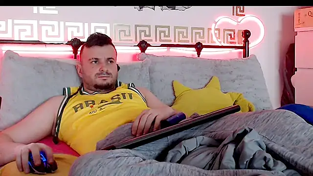 Snapshot of erotico69xxx chatting on 09-25-25, 07:06 erotico69xxx online show from 09-25-25, 07:06