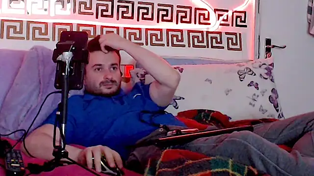 Snapshot of erotico69xxx chatting on 10-29-25, 12:46 erotico69xxx online show from 10-29-25, 12:46