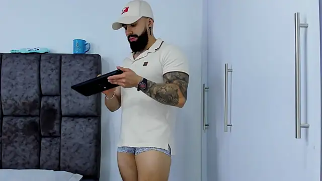 Zack Froone online show from 02-22-25, 05:13