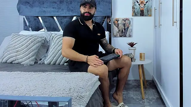 Zack Froone online show from 06-24-26, 03:33